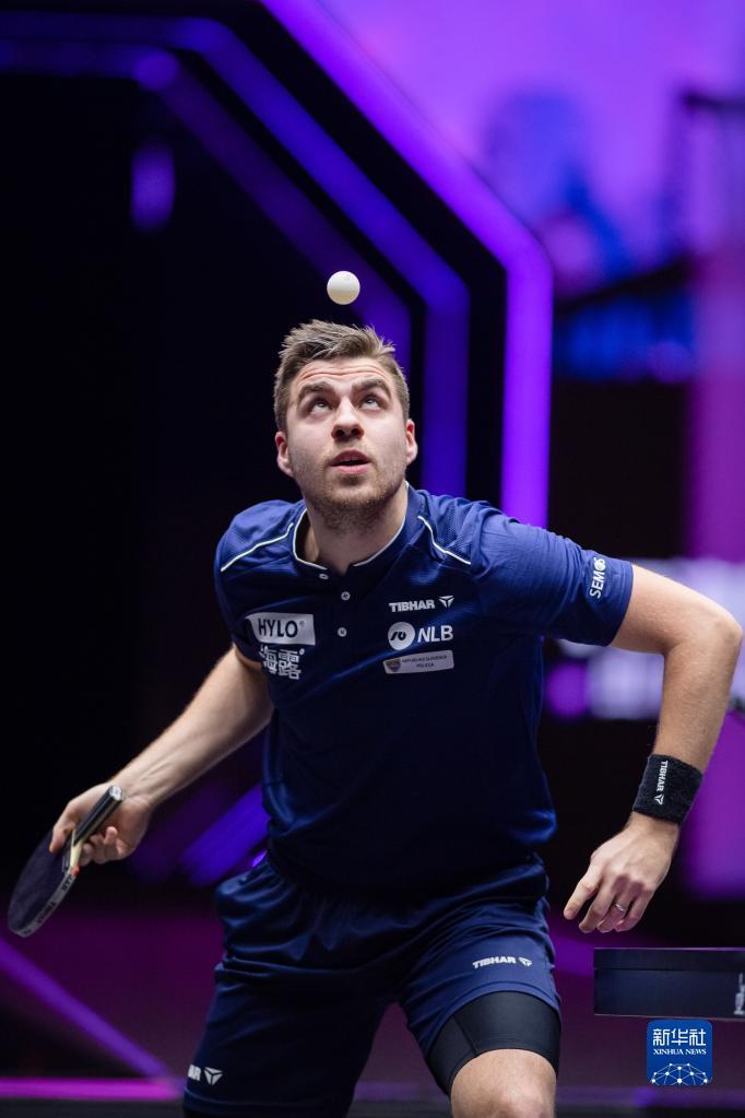 验和顽强的 验和顽强的